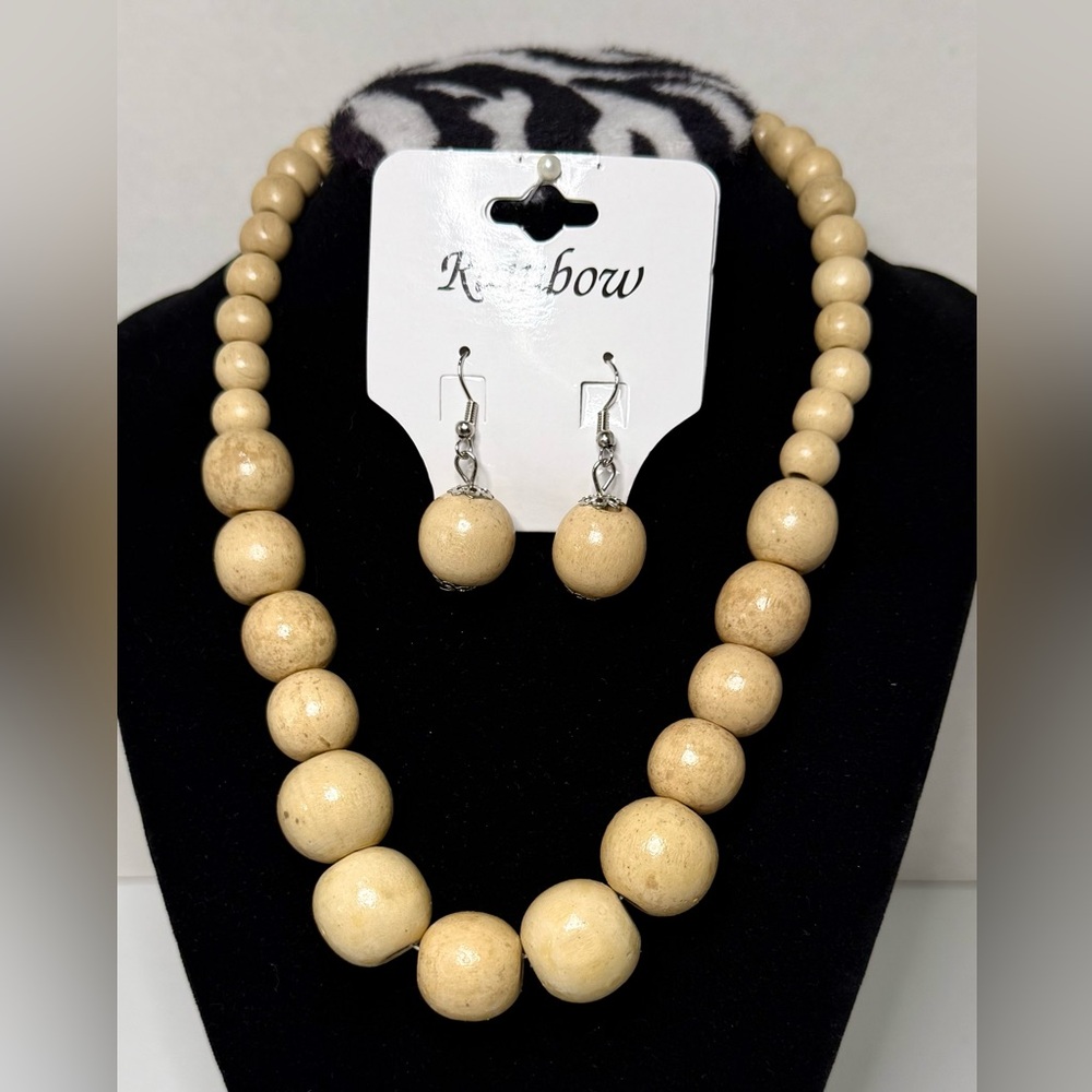 Set of Blonde Wood Graduating Bead Necklace and Dangle Hook Earring NWT